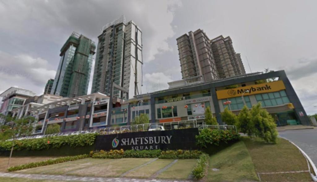 Shaftsbury-Cyberjaya: Flexible Work-Friendly Comfy Home Exterior photo